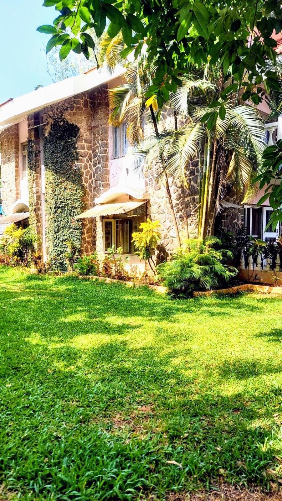 Lonavala Francis Villa Exclusive 4-Bedroom Family Retreat With Pool Esterno foto