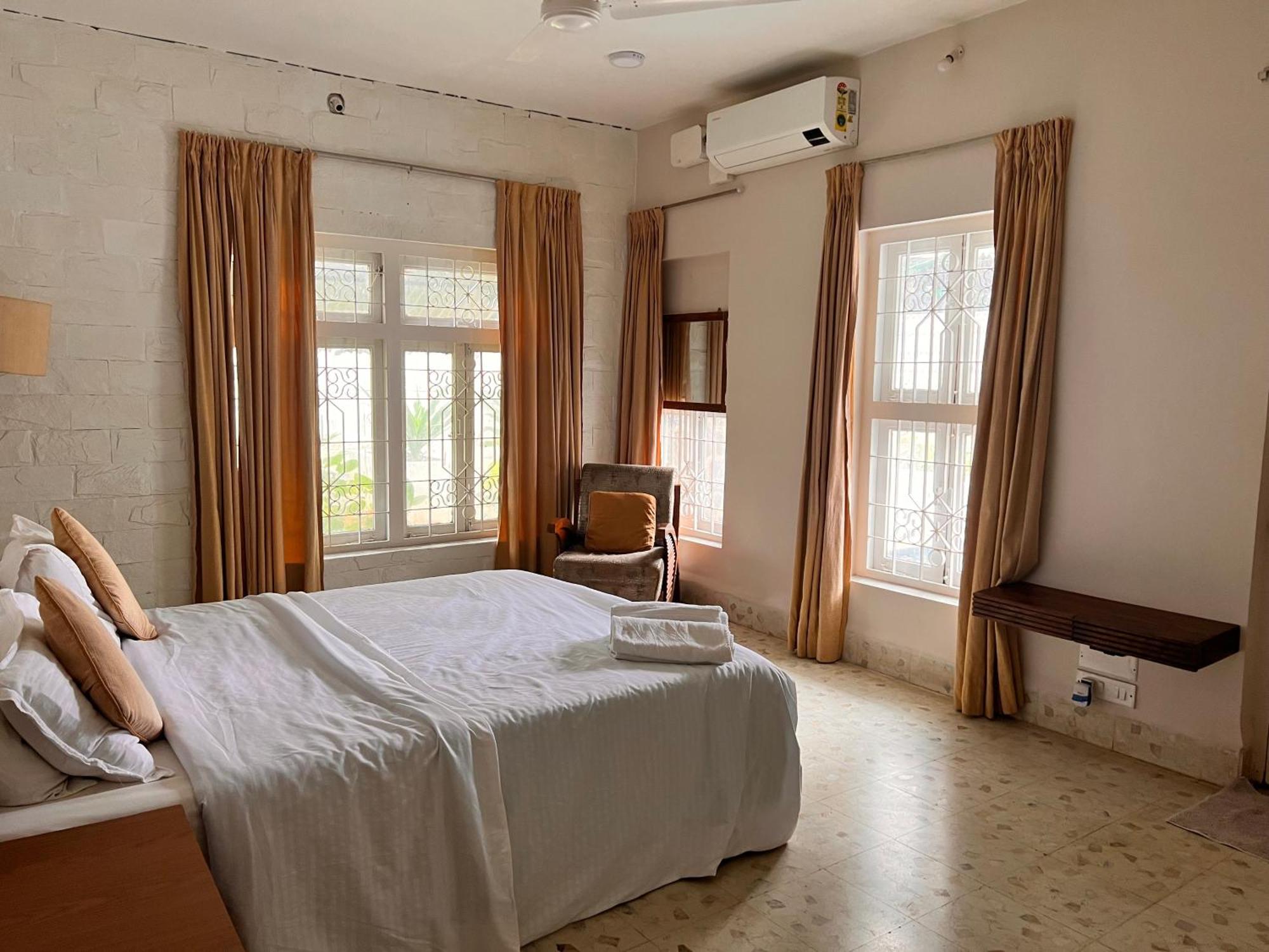 Lonavala Francis Villa Exclusive 4-Bedroom Family Retreat With Pool Esterno foto